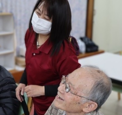 介護職/Care Worker 20年以上 管理職